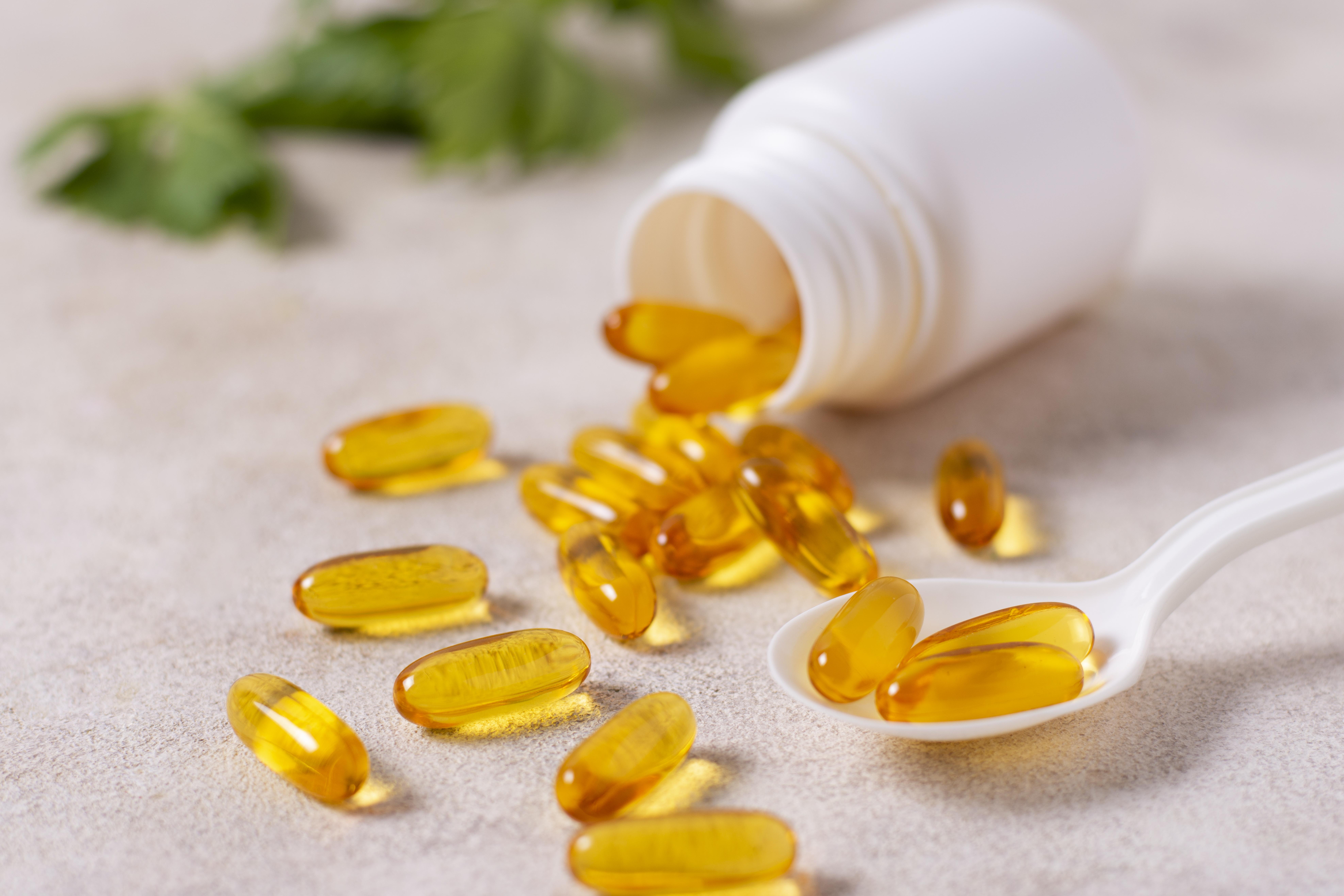 yellow-pills-arrangement Pill Bottle Sample Image